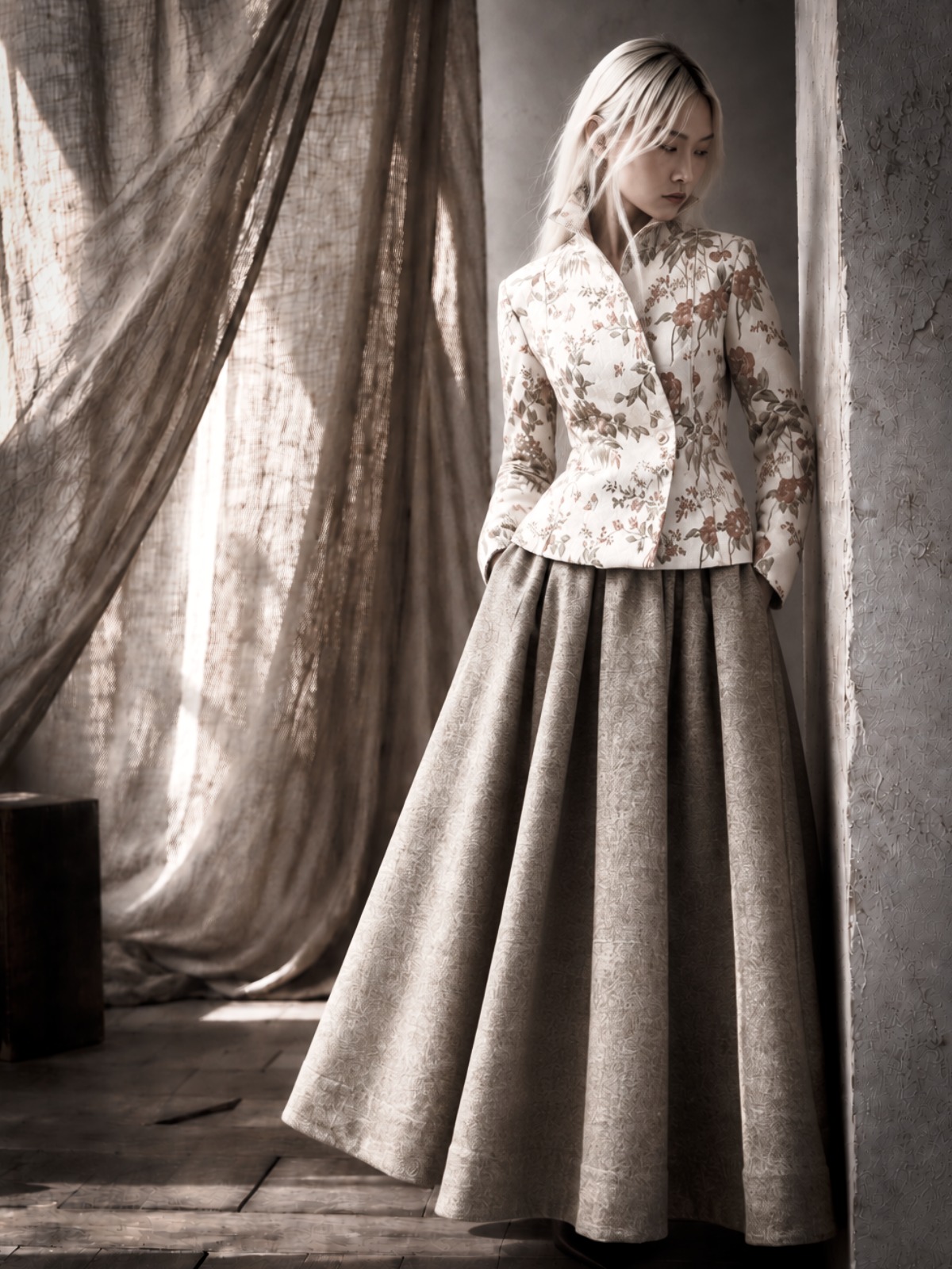 LOOK 7